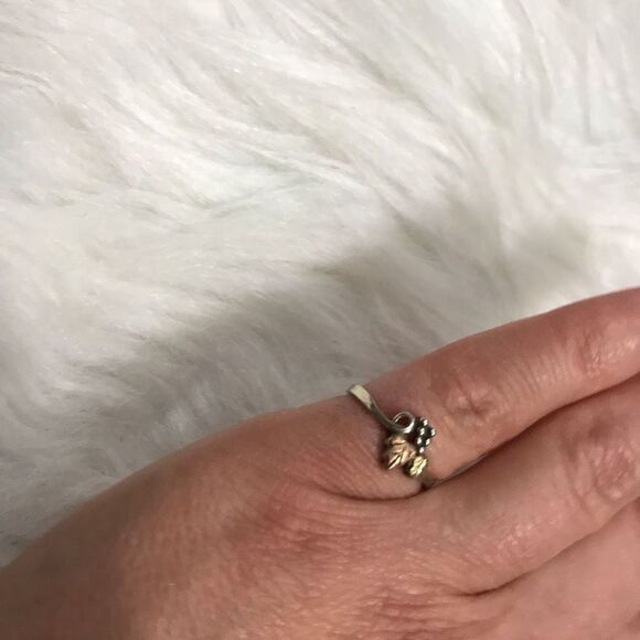 Black Hills Gold Ring Size 5.5 - Picture 6 of 8